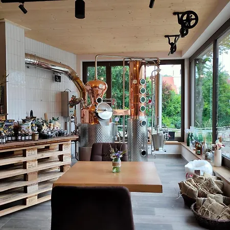 Aparthotel Herzstueck - Schaubrennerei, Hausbrauerei & Burghaslach